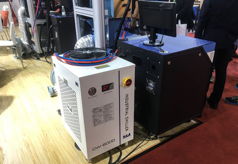 ֯�Ｄ���и����ˮ��